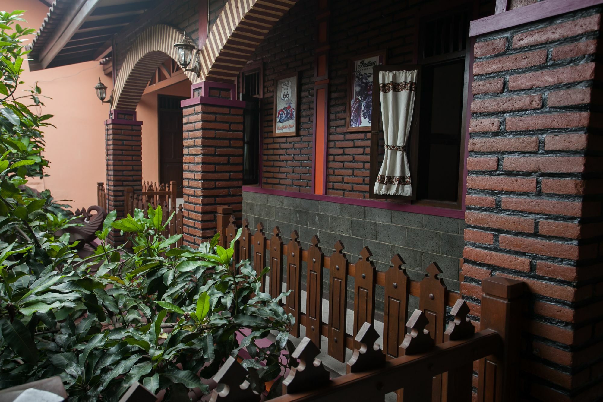 Hotel Reddoorz At Omah Wetan Sawojajar Malang Extérieur photo