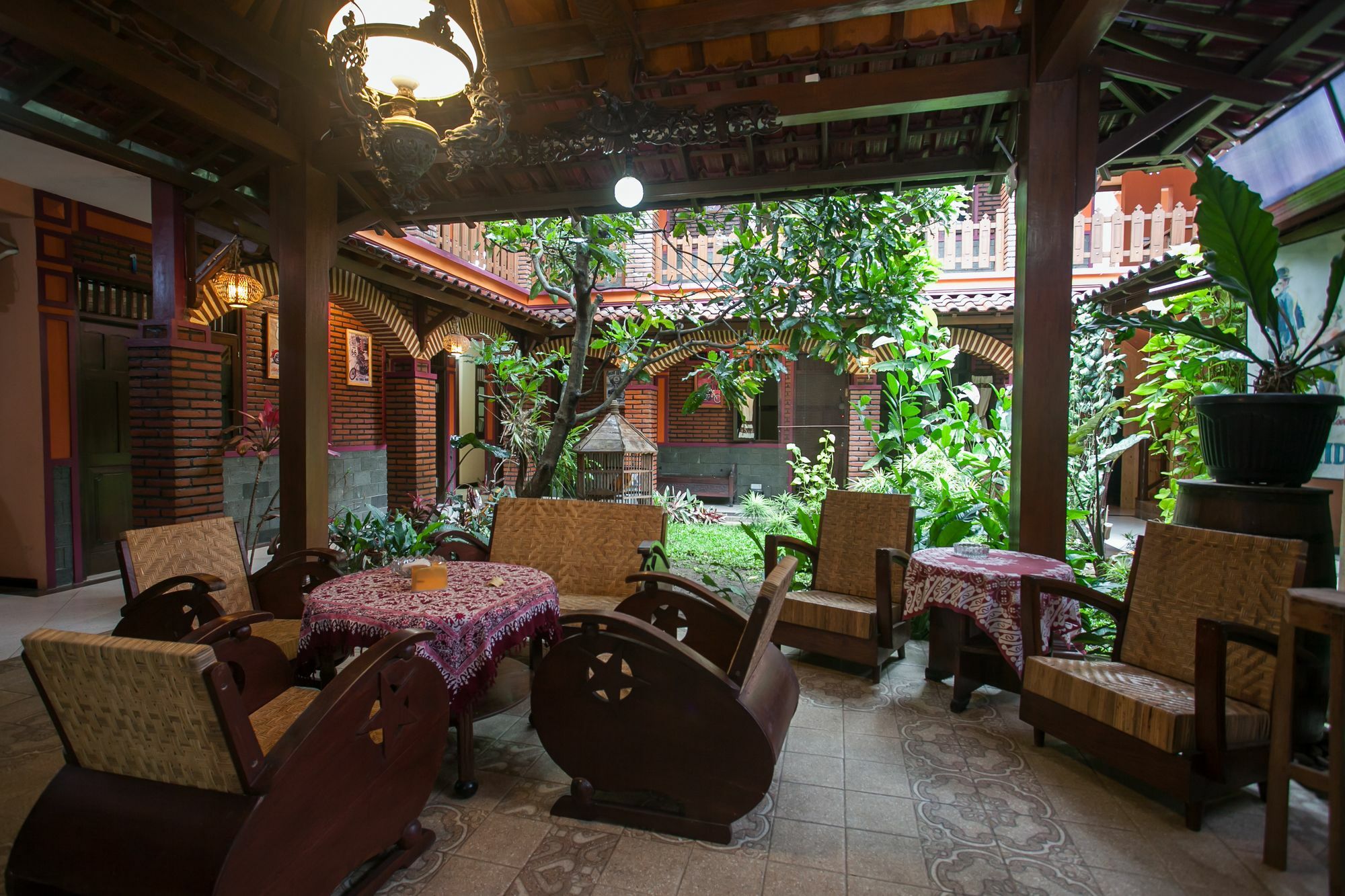 Hotel Reddoorz At Omah Wetan Sawojajar Malang Extérieur photo