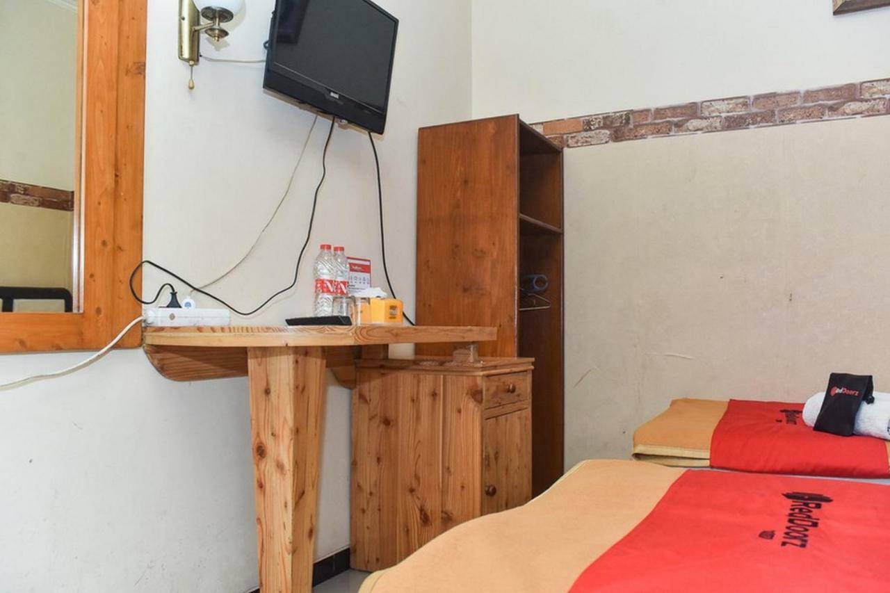Hotel Reddoorz At Omah Wetan Sawojajar Malang Extérieur photo